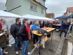 Schildmontage_2025_Emilie_Tim_11