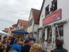 Schildmontage_2025_Emilie_Tim_21